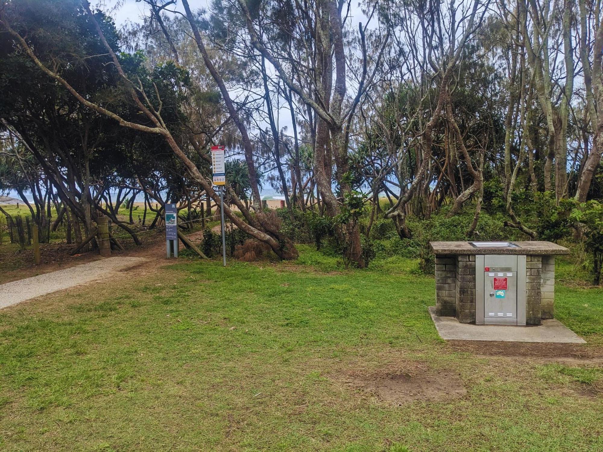 查尔斯沃思湾海滩度假酒店 科夫斯港 外观 照片